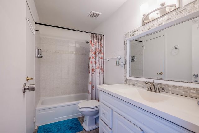 3411 Montmarte Avenue, Hazel Crest, IL 60429