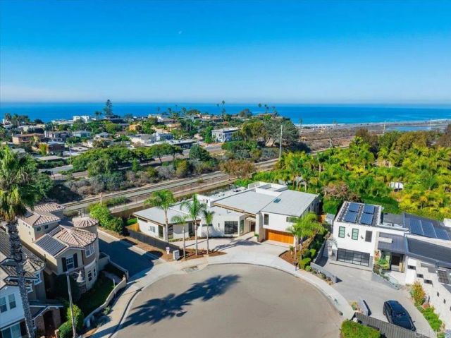601 N Cedros, Solana Beach, CA 92075