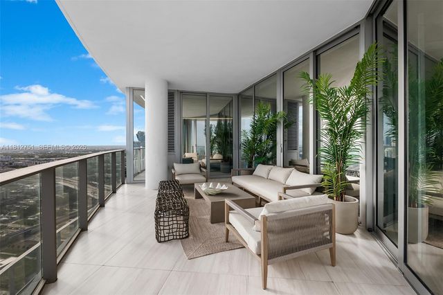 851 NE 1st Avenue PH4912, Miami, FL 33132