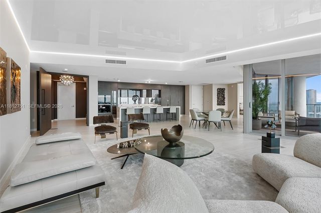 851 NE 1st Avenue PH4912, Miami, FL 33132