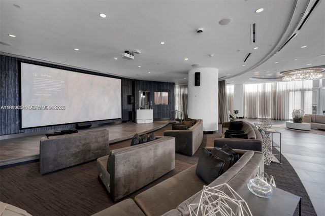 851 NE 1st Avenue PH4912, Miami, FL 33132