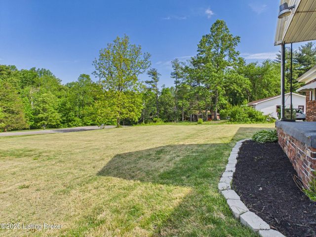 136 Beech Ct, Elizabethtown, KY 42701