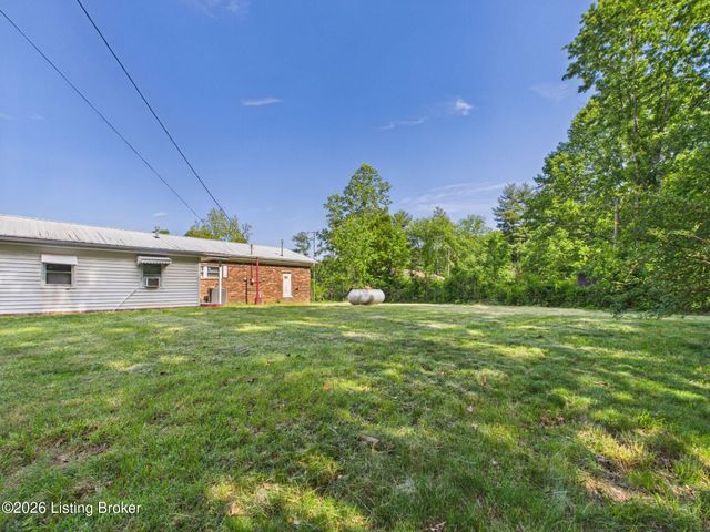 136 Beech Ct, Elizabethtown, KY 42701