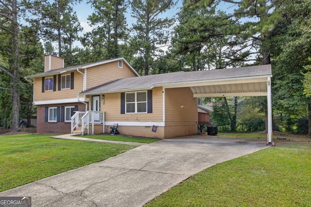 9256 Raven Drive, Jonesboro, GA 30238