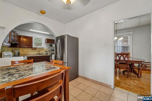 406-408 3rd Avenue, Newark, NJ 07107