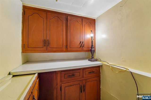 406-408 3rd Avenue, Newark, NJ 07107