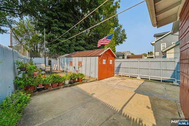 406-408 3rd Avenue, Newark, NJ 07107