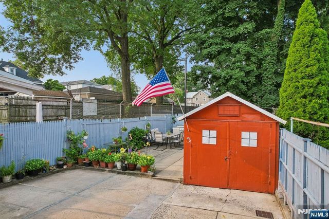 406-408 3rd Avenue, Newark, NJ 07107