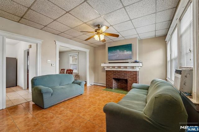 406-408 3rd Avenue, Newark, NJ 07107