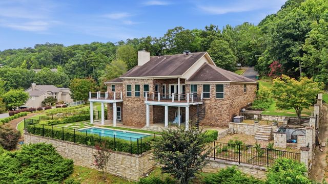2 Greathouse Bend, Little Rock, AR 72207