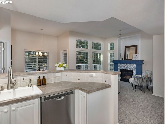 16248 Sw AUDUBON St 204, Beaverton, OR 97003