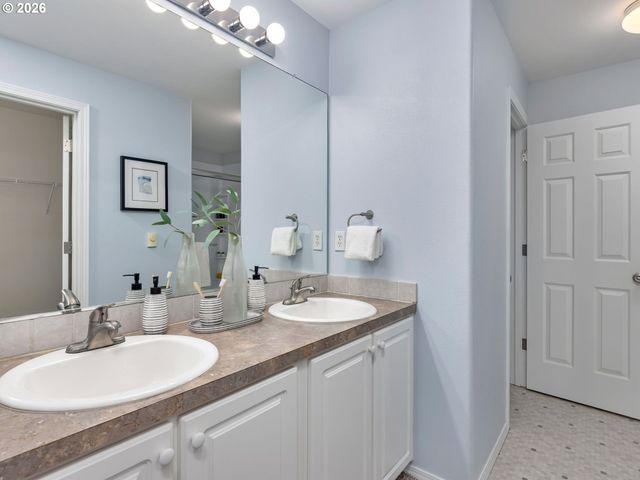 16248 Sw AUDUBON St 204, Beaverton, OR 97003