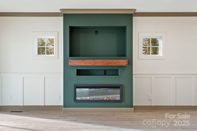 194 N Peace Haven Road, Winston Salem, NC 27104