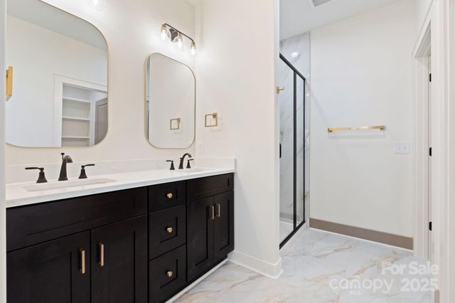 194 N Peace Haven Road, Winston Salem, NC 27104