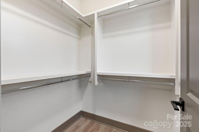 194 N Peace Haven Road, Winston Salem, NC 27104