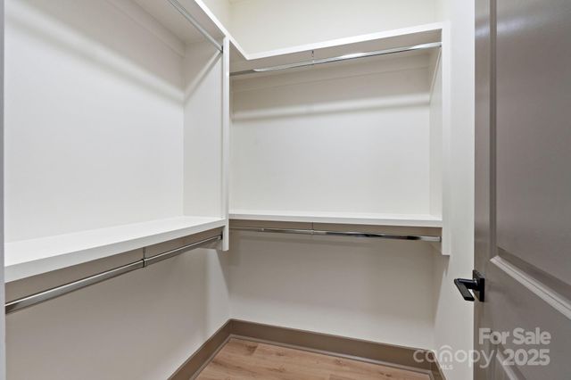 194 N Peace Haven Road, Winston Salem, NC 27104