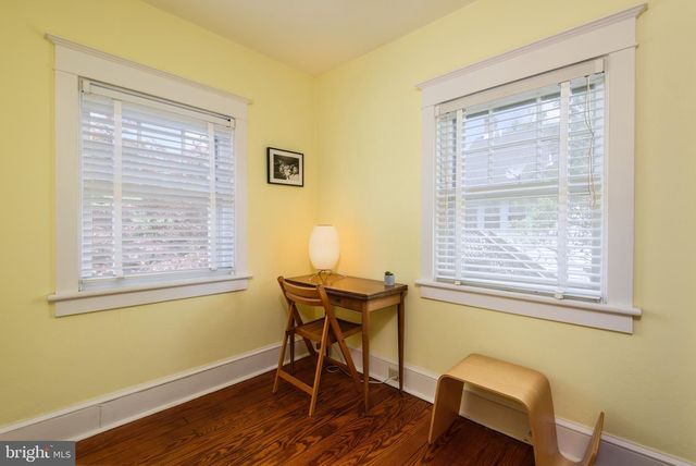 242 PENN AVE, Oxford, PA 19363
