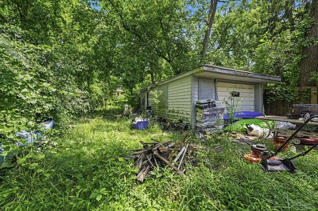 16192 Fenton Street, Detroit, MI 48219