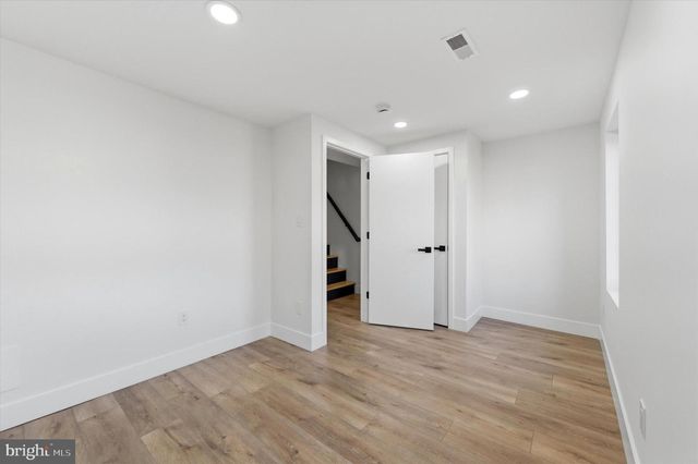 2021 E SERGEANT ST, Philadelphia, PA 19125