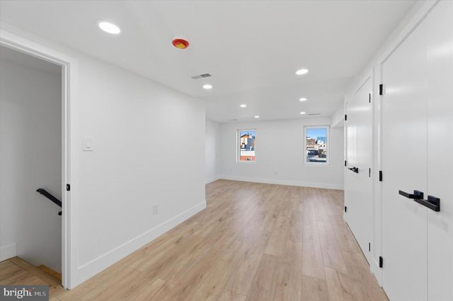 2021 E SERGEANT ST, Philadelphia, PA 19125