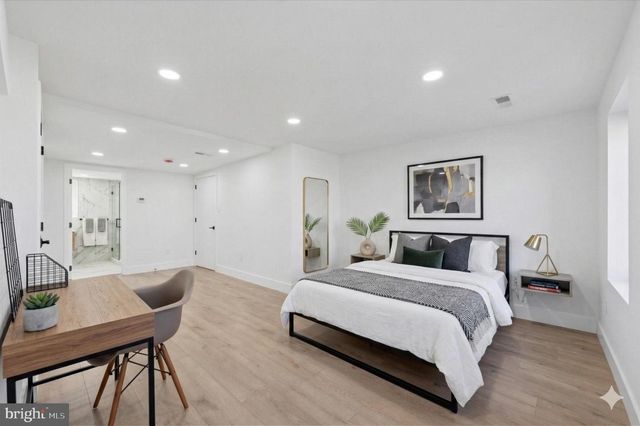 2021 E SERGEANT ST, Philadelphia, PA 19125