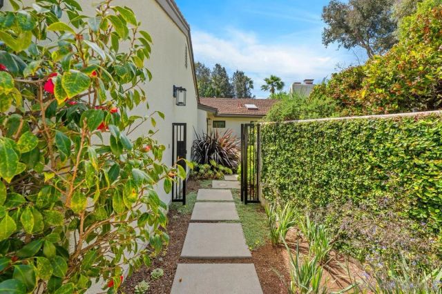 16902 Via de Santa Fe 4, Rancho Santa Fe, CA 92067