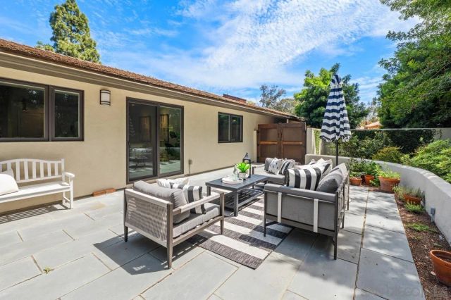 16902 Via de Santa Fe 4, Rancho Santa Fe, CA 92067