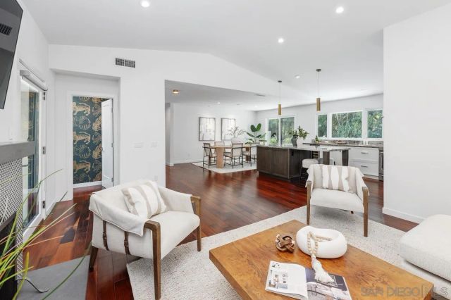 16902 Via de Santa Fe 4, Rancho Santa Fe, CA 92067