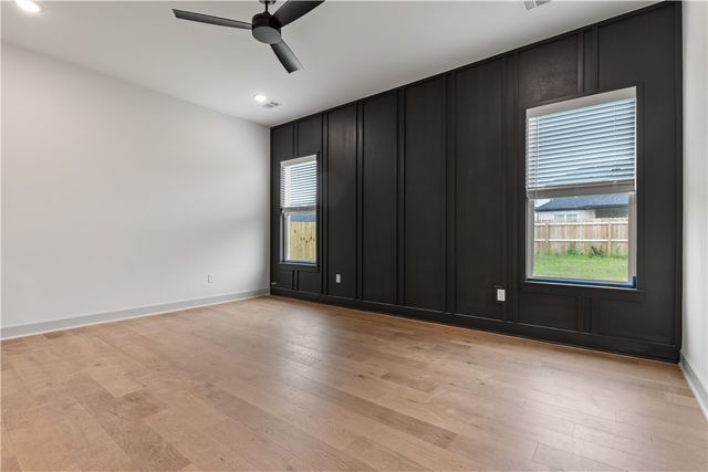 1081 Whistler Street, Bentonville, AR 72713