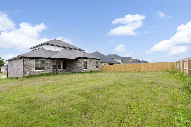 1081 Whistler Street, Bentonville, AR 72713