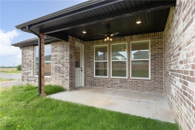 1081 Whistler Street, Bentonville, AR 72713