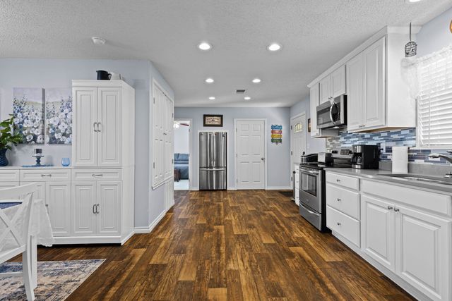 592 Shadywood, Avinger, TX 75630