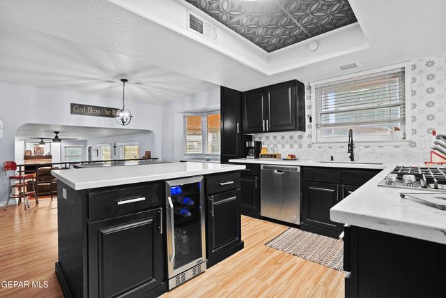 6000 CAMINO ALEGRE Drive, El Paso, TX 79912