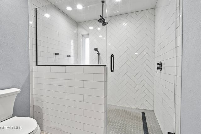 6000 CAMINO ALEGRE Drive, El Paso, TX 79912