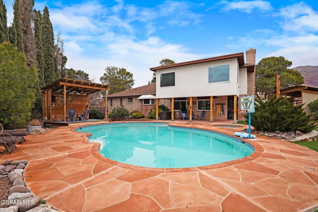 6000 CAMINO ALEGRE Drive, El Paso, TX 79912