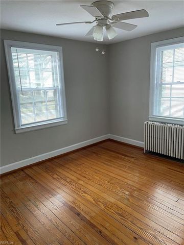 207 Ferguson AVE, Newport News, VA 23601
