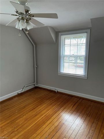 207 Ferguson AVE, Newport News, VA 23601