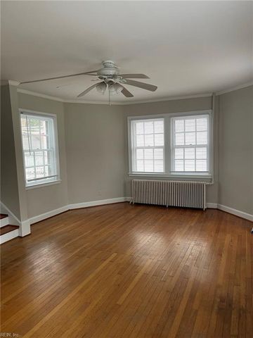 207 Ferguson AVE, Newport News, VA 23601