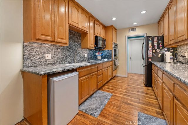 19160 Ingomar Street, Reseda Ranch, CA 91335