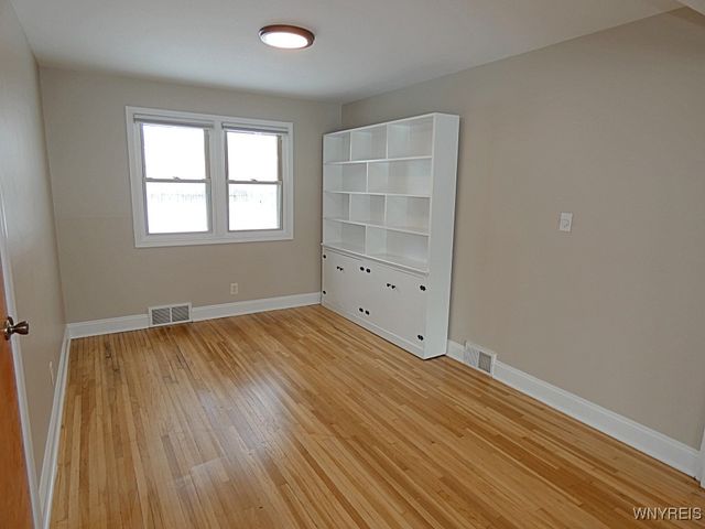 109 Pearce Dr, Amherst, NY 14226