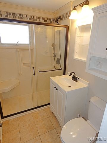 109 Pearce Dr, Amherst, NY 14226