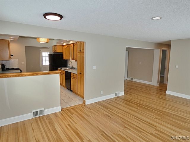 109 Pearce Dr, Amherst, NY 14226