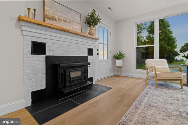 333 BAY AVE, Prince Frederick, MD 20678