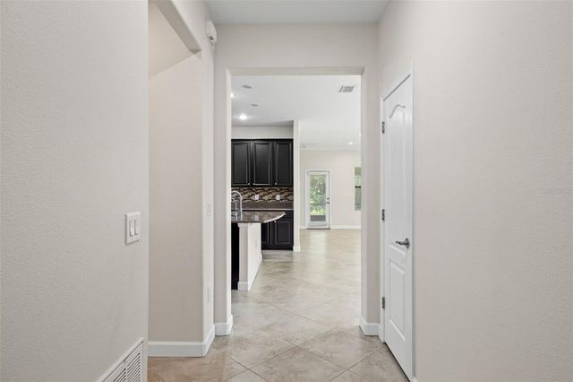 19476 PADDOCK VIEW DRIVE, Tampa, FL 33647