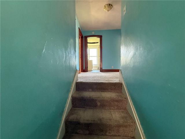 606 Chestnut St, New Castle, PA 16101