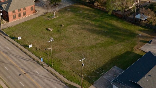 3208 W Park Row Drive, Pantego, TX 76013