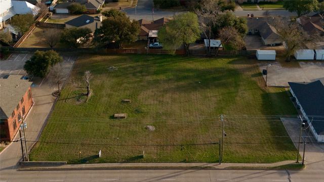 3208 W Park Row Drive, Pantego, TX 76013