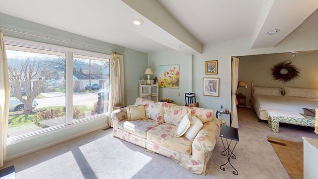 220 Nedra Drive, Barboursville, WV 25504