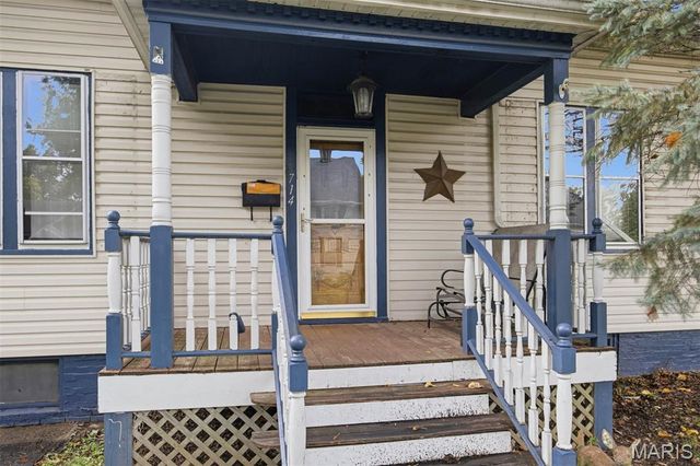 714 Cypress Street, Highland, IL 62249