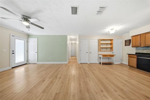 9403 OAK RIDGE AVENUE, Riverview, FL 33578